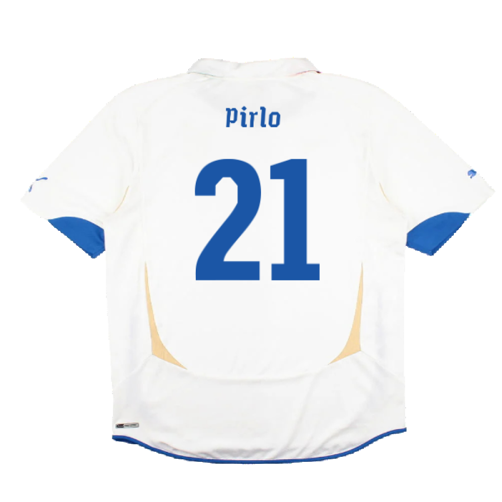 Italy 2010-11 Away Shirt (Very Good) (Pirlo 21)_1